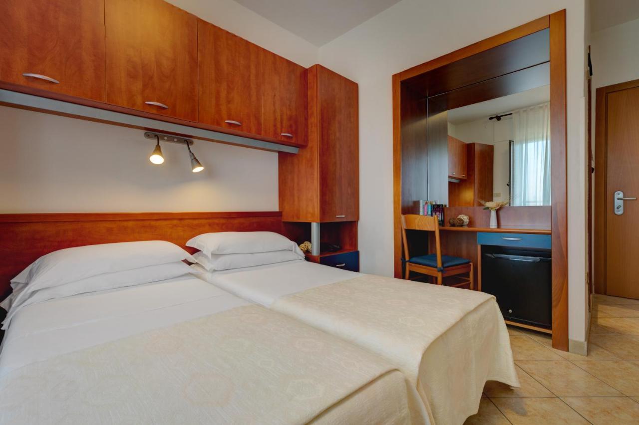 Hotel Frank 3*
