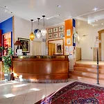 Hotel Frank